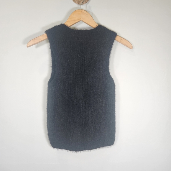 Forever 21 Rhinestone Heart Sweater Vest Black - Picture 3 of 5